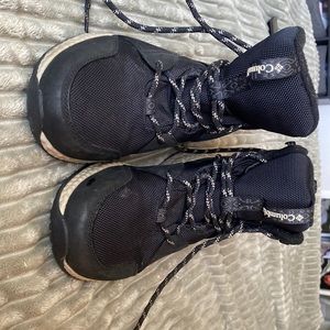 Women’s Columbia cold-weather hiking sneaker/boots